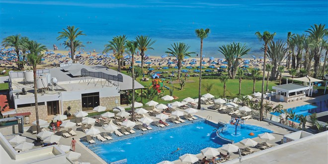 Nelia Beach
