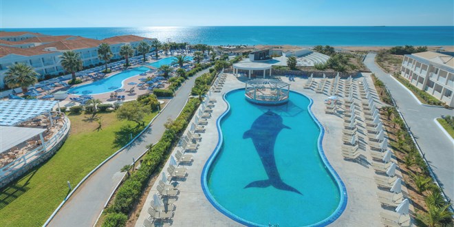 Sandy Beach Resort